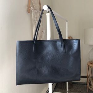 Vince Camuto bag